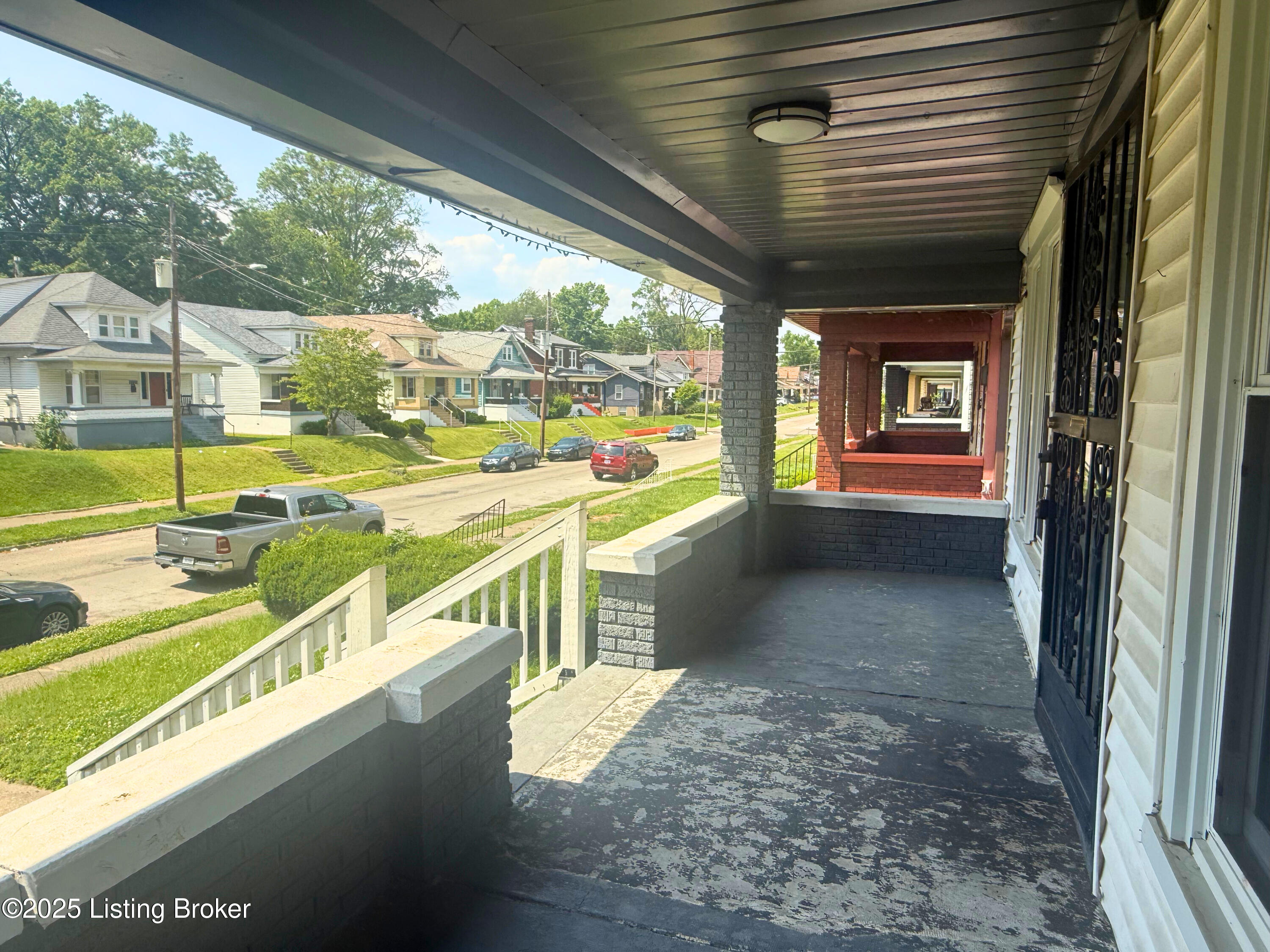 653 Cecil Ave, Louisville, Kentucky image 2