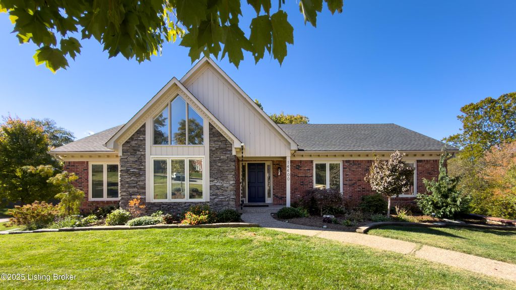 Photo of 14400 Maple Ridge Pl, Louisville, KY 40245 (MLS # 1701827)