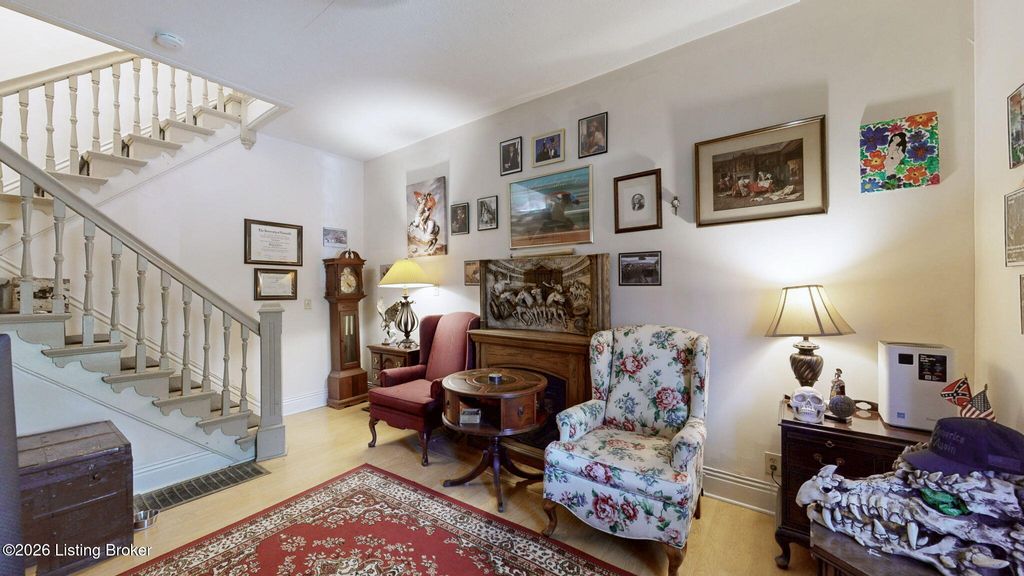 Photo of 628 W Ormsby Ave, Louisville, KY 40203 (MLS # 1713213)