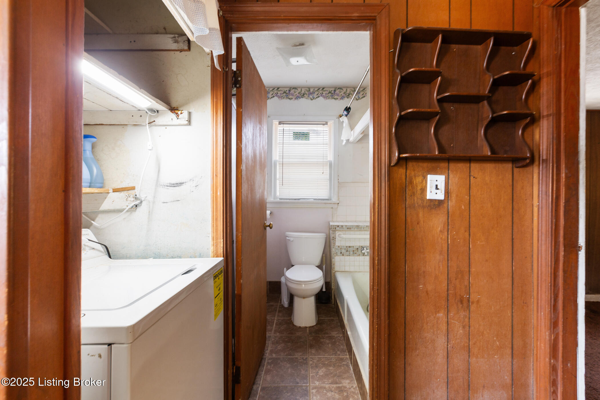 547 Dresden Ave, Louisville, Kentucky image 18