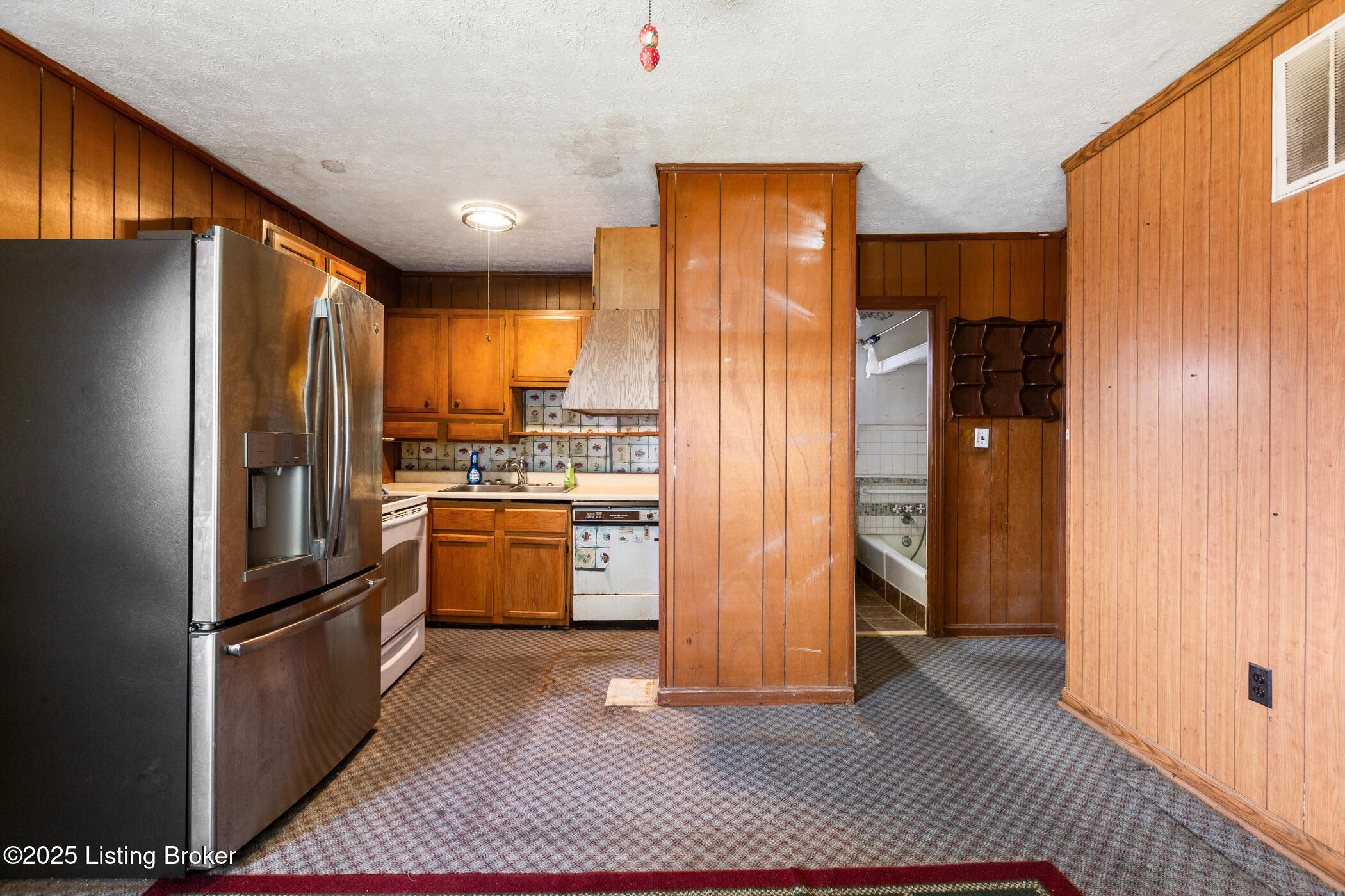 547 Dresden Ave, Louisville, Kentucky image 14
