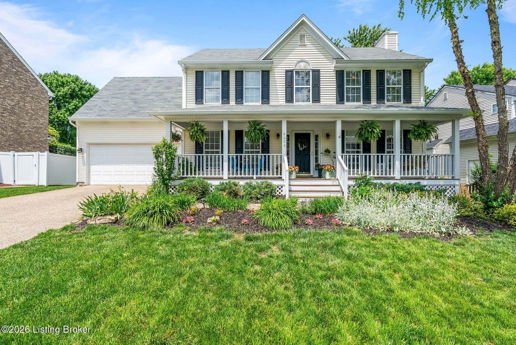 Photo of 4008 Fairfield Gardens Ct, Louisville, KY 40245 (MLS # 1719003)