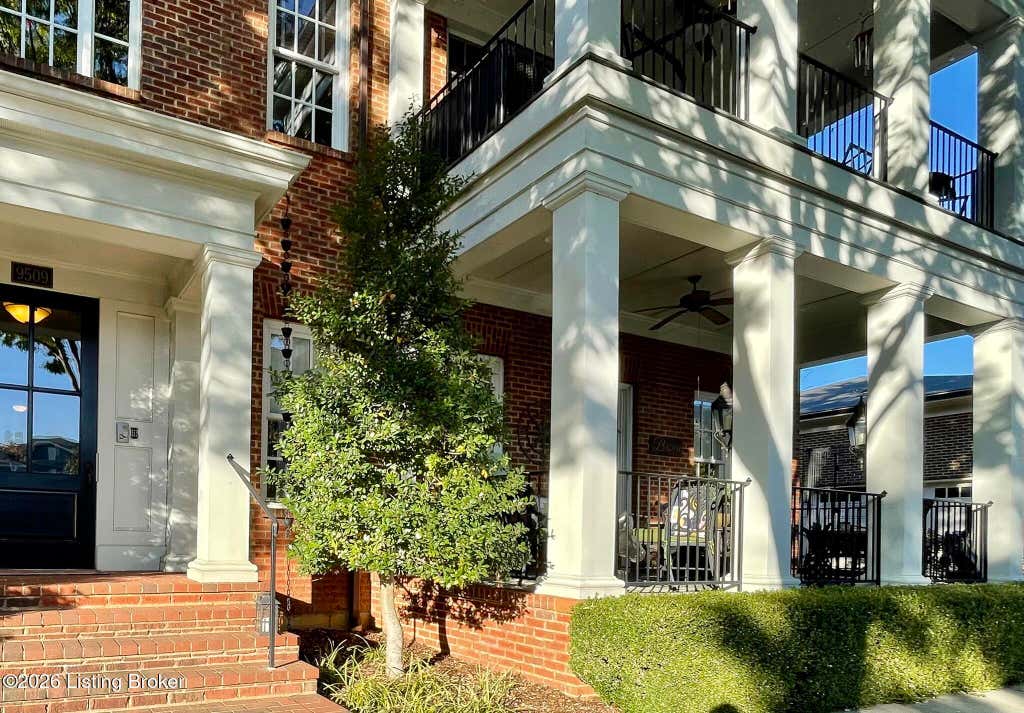 Photo of 9509 Delphinium St #102, Prospect, KY 40059 (MLS # 1723798)