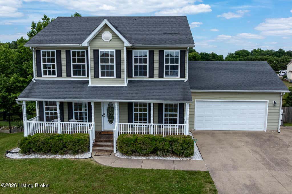 Photo of 633 Windbrook Dr, Elizabethtown, KY 42701 (MLS # 1726166)