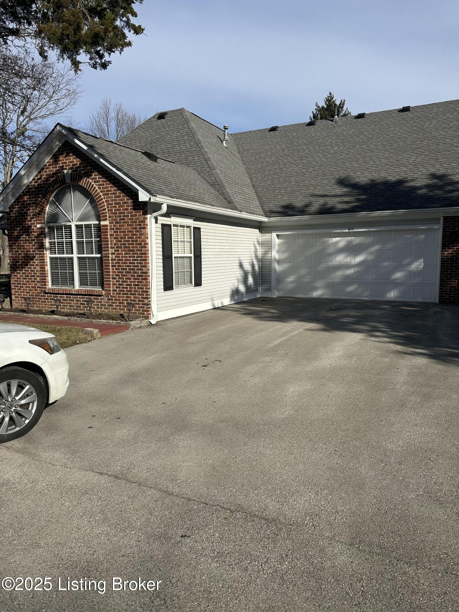 3020 Parkstone Ct, Louisville, Kentucky image 2