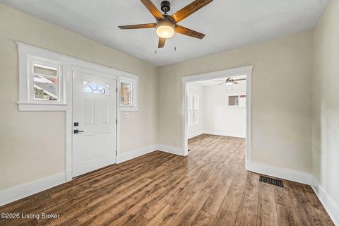 Photo of 3 Eutropia Ct, Louisville, KY 40208 (MLS # 1711560)