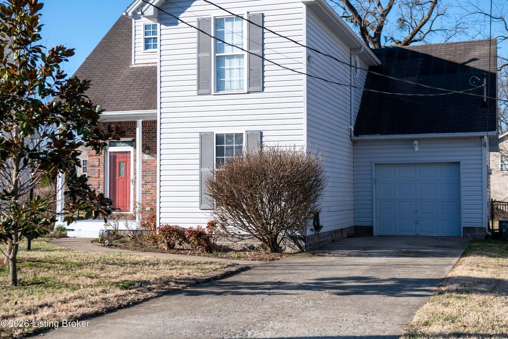 Photo of 1300 Etawah Ave, Louisville, KY 40222 (MLS # 1710315)