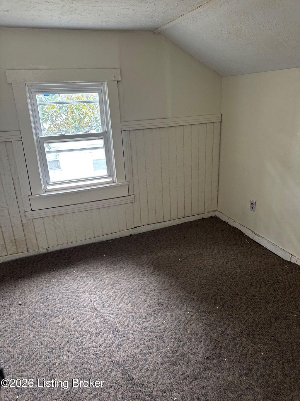 Photo of 103 S 42nd St, Louisville, KY 40212 (MLS # 1709677)