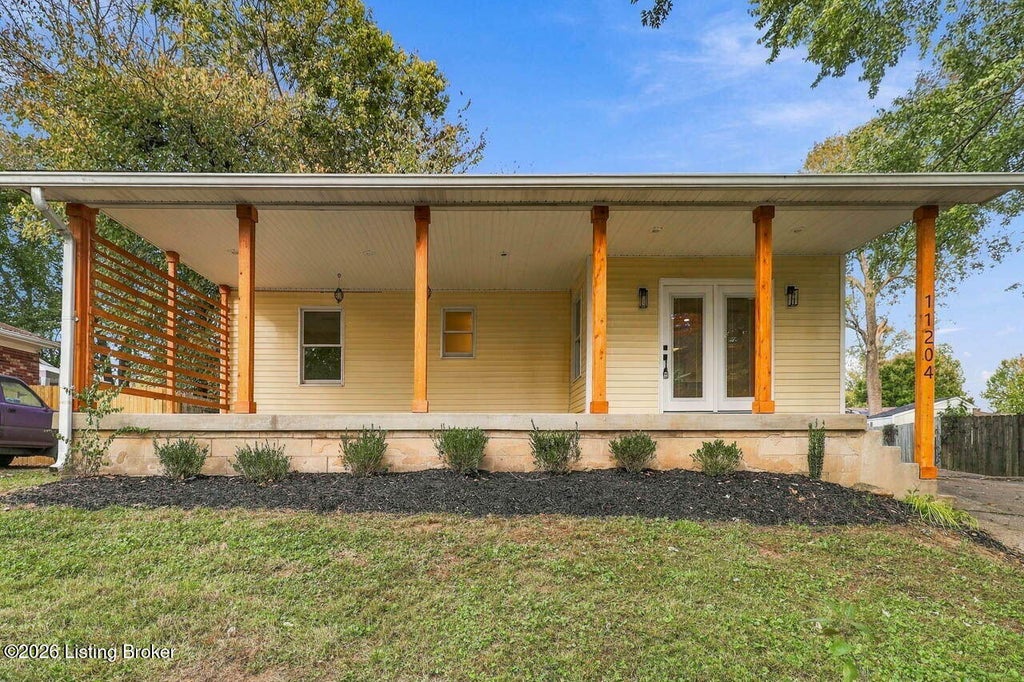 Photo of 11204 Willowick Ct, Louisville, KY 40272 (MLS # 1733034)