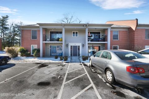 Photo of 8 Dupont Way #APT 1, Louisville, KY 40207 (MLS # 1705428)