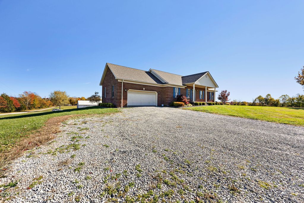 Photo of 260 Durbin Ln, Coxs Creek, KY 40013 (MLS # 1704458)