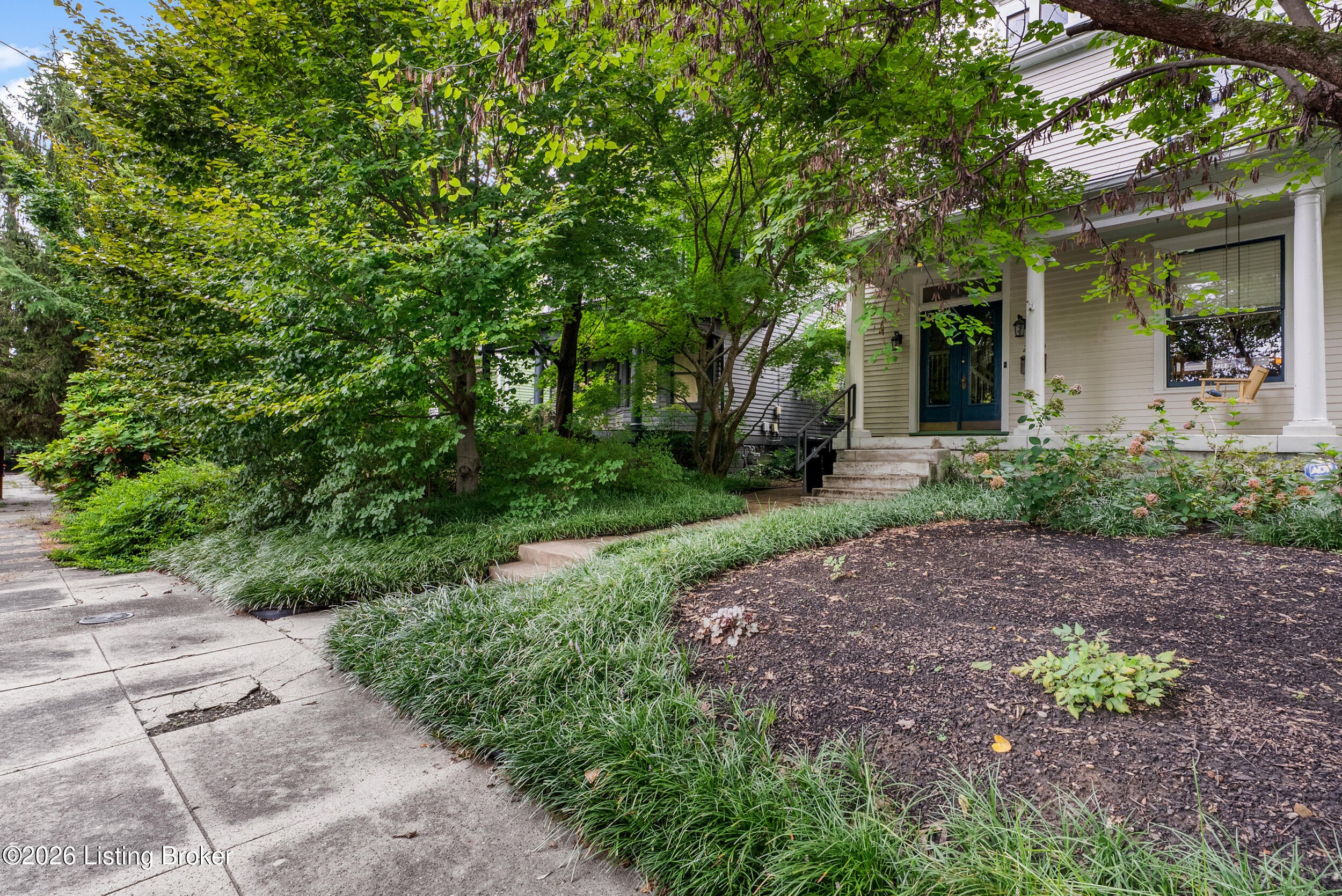 2229 Dearing Ct