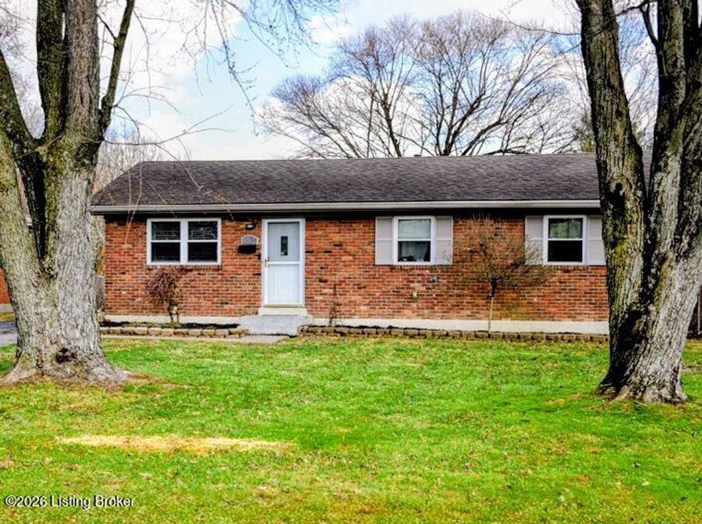 Photo of 9515 Titan Dr, Louisville, KY 40229 (MLS # 1710774)