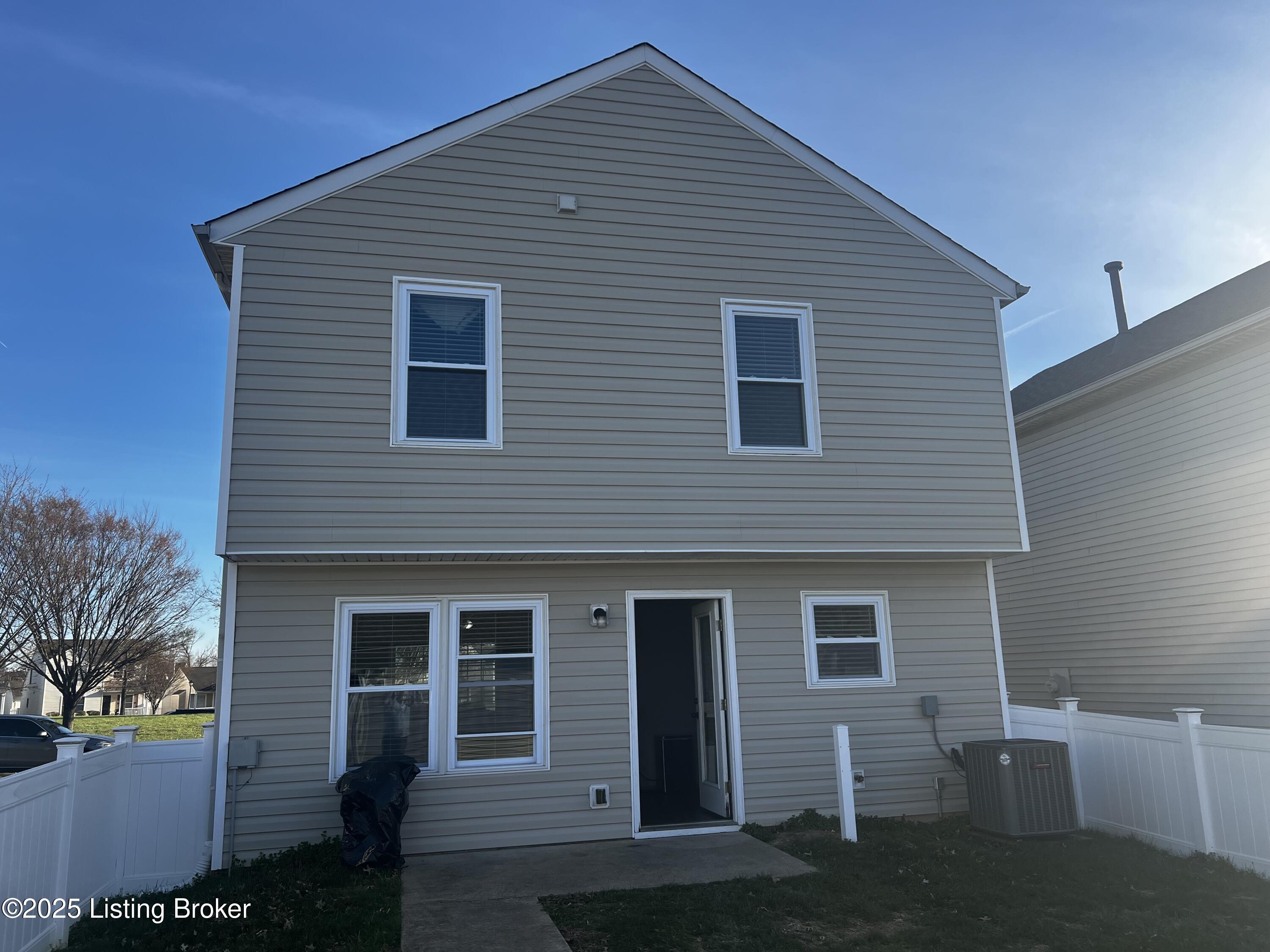 7005 Royal Links Dr, Louisville, Kentucky image 11