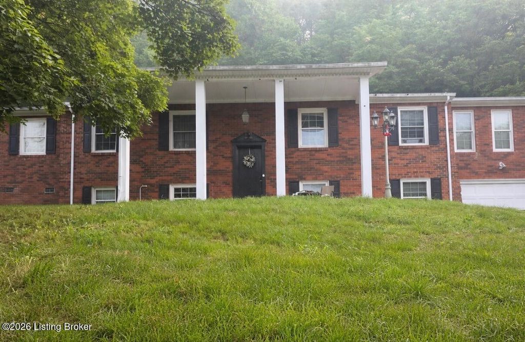 Photo of 2103 Lock Rd, Carrollton, KY 41008 (MLS # 1708060)