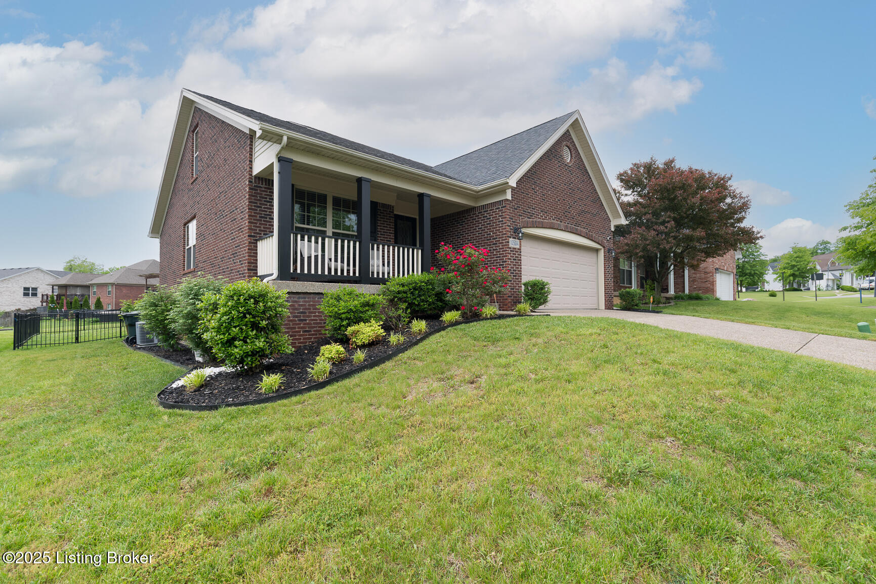 10504 Venado Dr, Louisville, Pennsylvania image 3