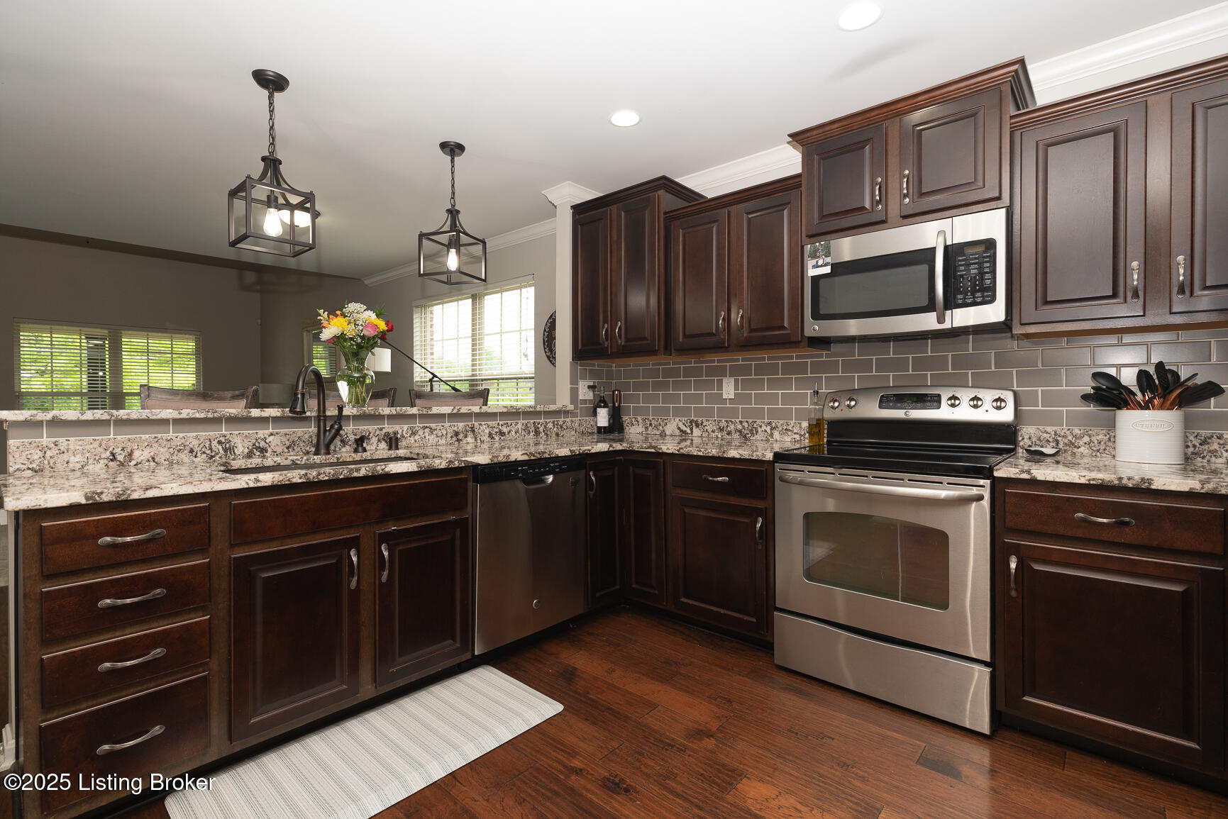 10504 Venado Dr, Louisville, Pennsylvania image 11