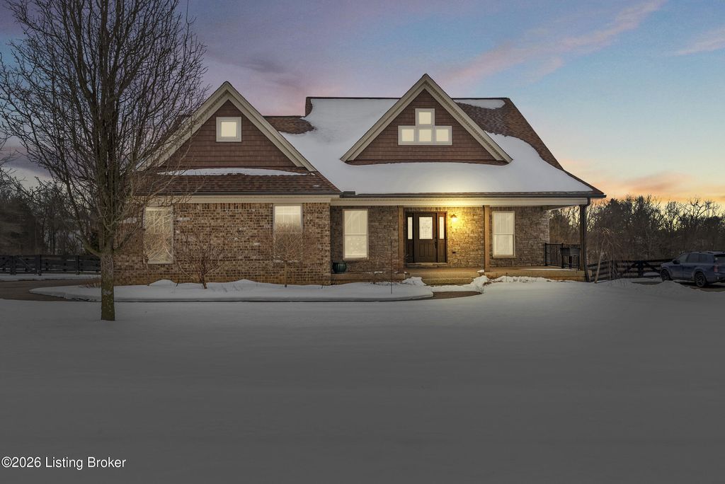 Photo of 4604 Clarkhurst Cir, Smithfield, KY 40068 (MLS # 1708532)