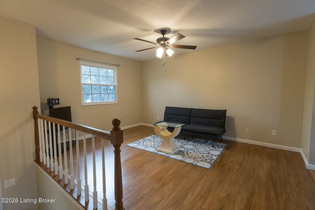 Photo of 4601 Logby Pl, Louisville, KY 40272 (MLS # 1711889)