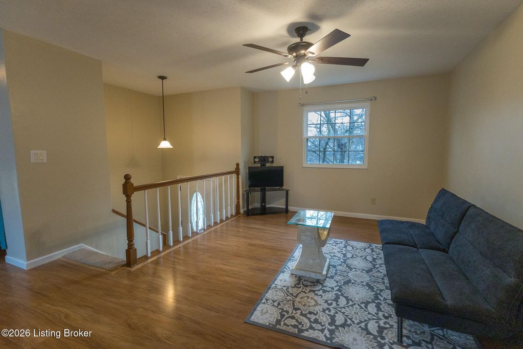 Photo of 4601 Logby Pl, Louisville, KY 40272 (MLS # 1711889)