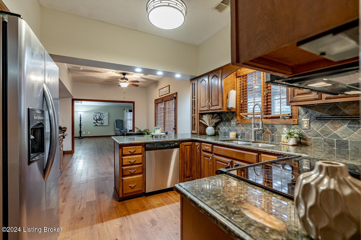 124 Pleasant Colony Dr, Elizabethtown, Kentucky image 12