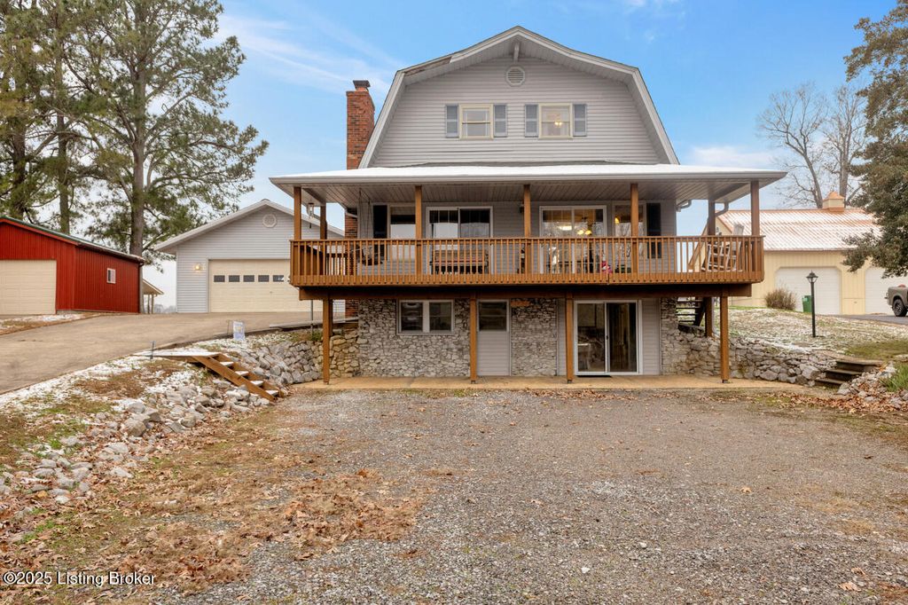 Photo of 1378 Cunningham Ln, Cadiz, KY 42211 (MLS # 1704892)