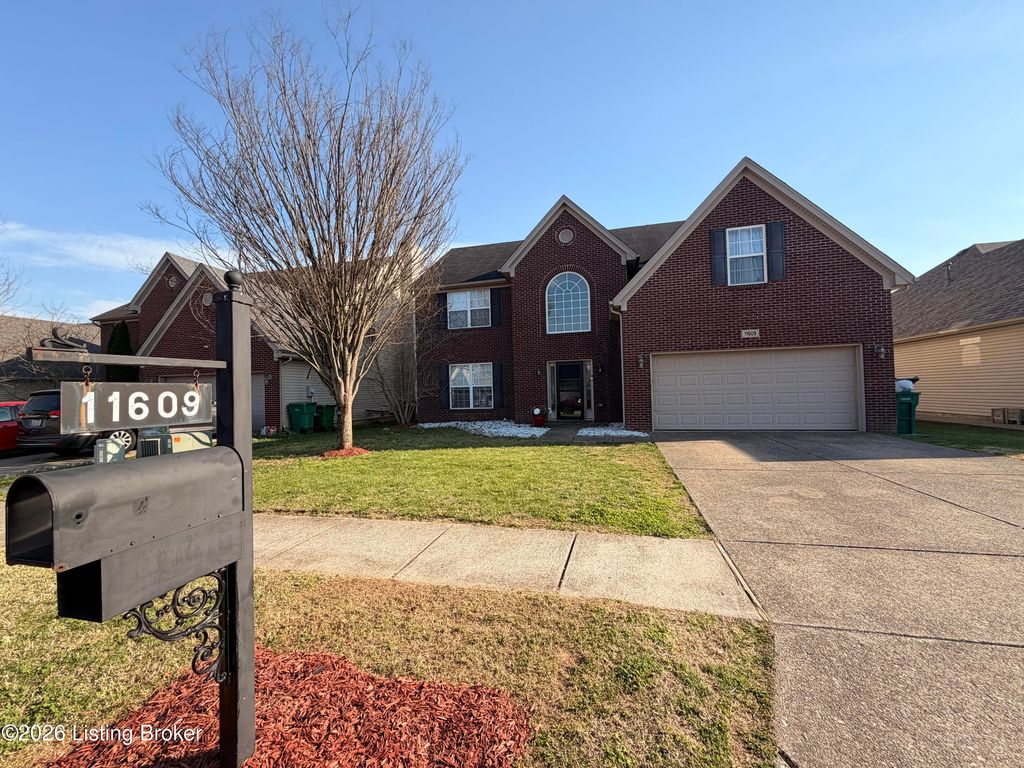 Photo of 11609 Top Walnut Loop, Louisville, KY 40229 (MLS # 1712761)