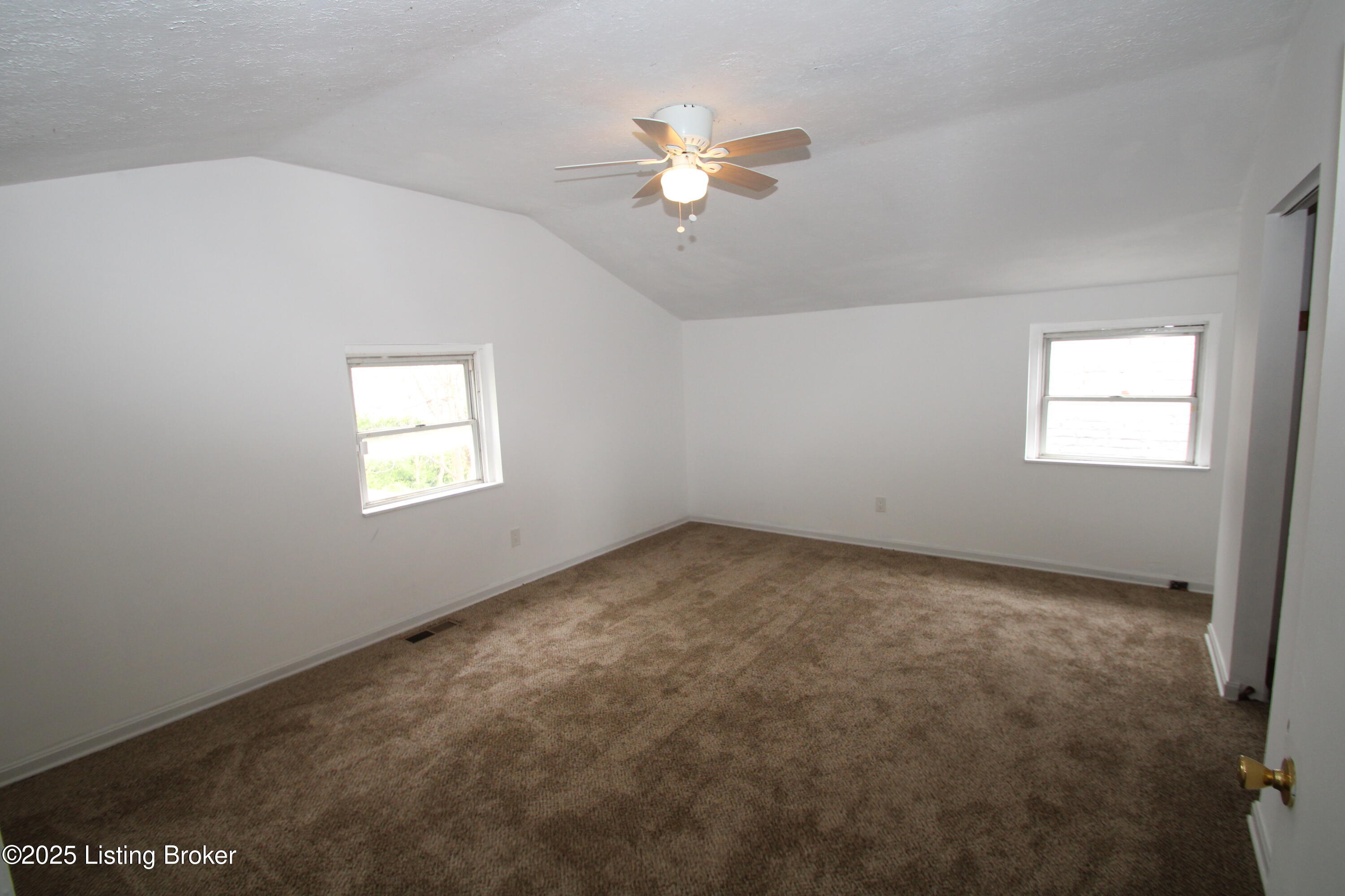 2619 Bank St, Louisville, Kentucky image 12