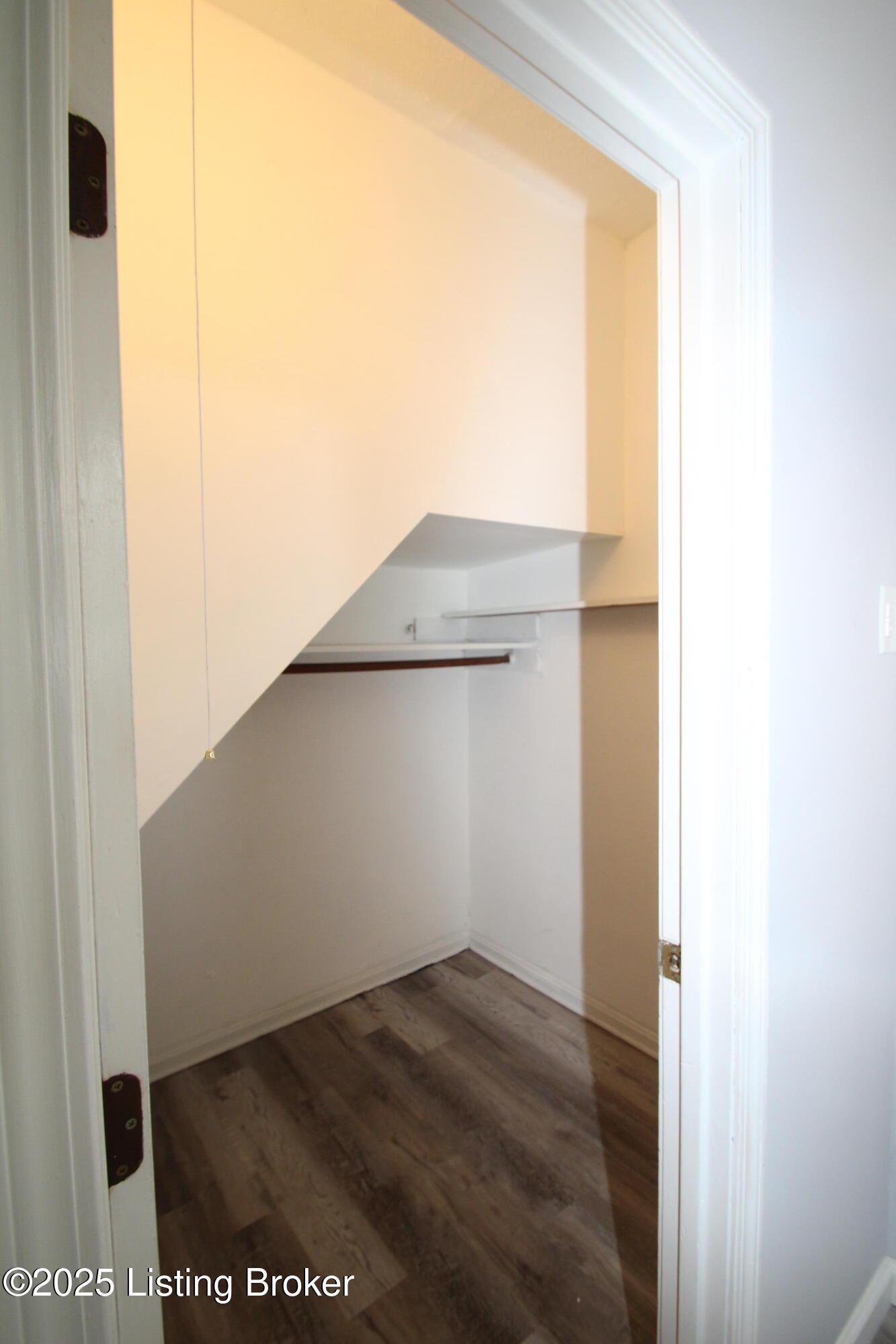 2619 Bank St, Louisville, Kentucky image 11