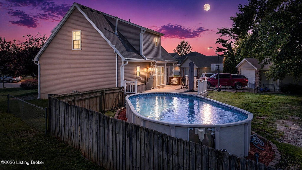 Photo of 7900 Laura Jean Ct, Louisville, KY 40291 (MLS # 1719807)