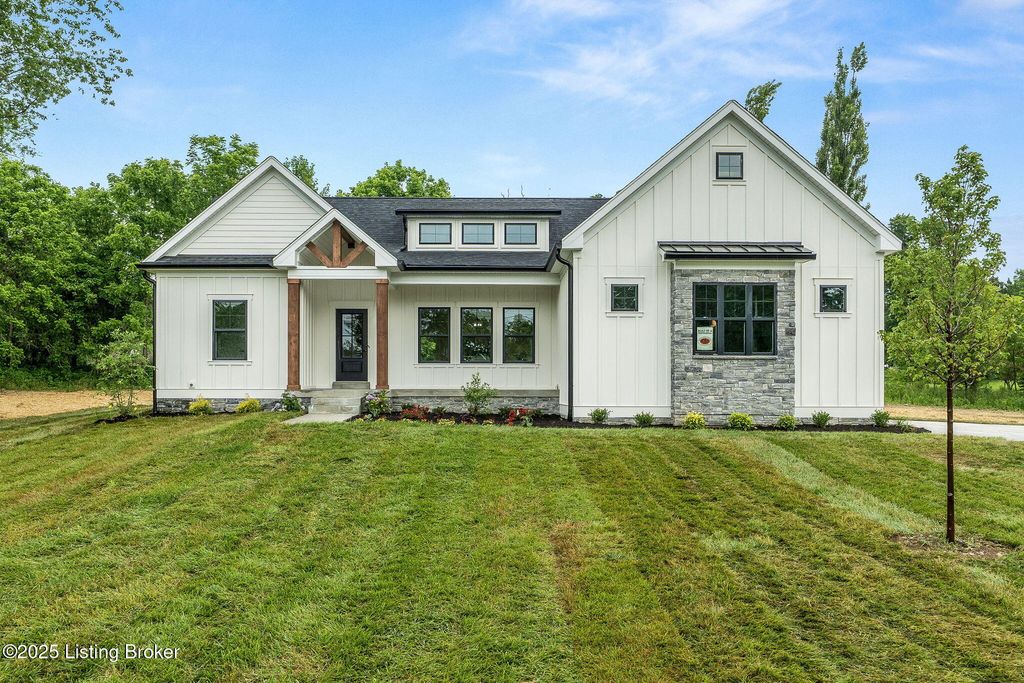 Photo of 5311 Lee Ave, Crestwood, KY 40014 (MLS # 1689086)