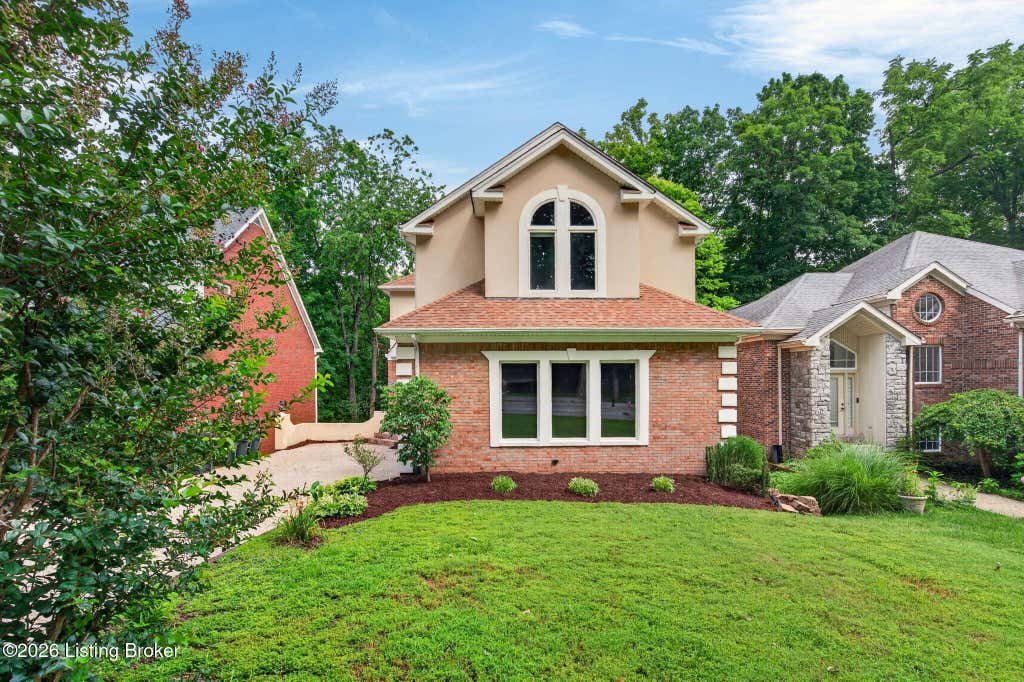 Photo of 8800 Wooded Trail Ct, Louisville, KY 40220 (MLS # 1725192)