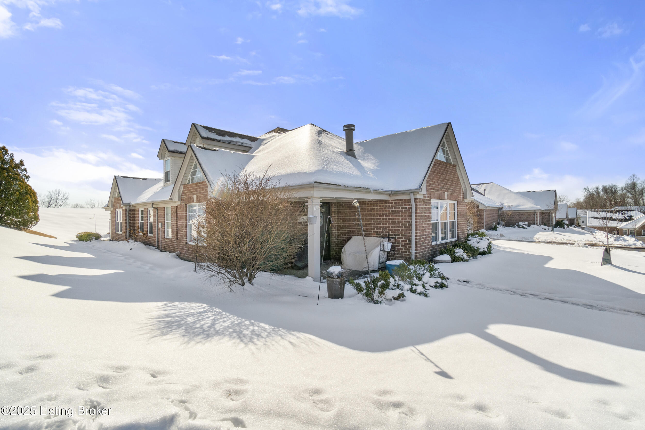 4422 Southbridge Ct, Louisville, Kentucky image 8