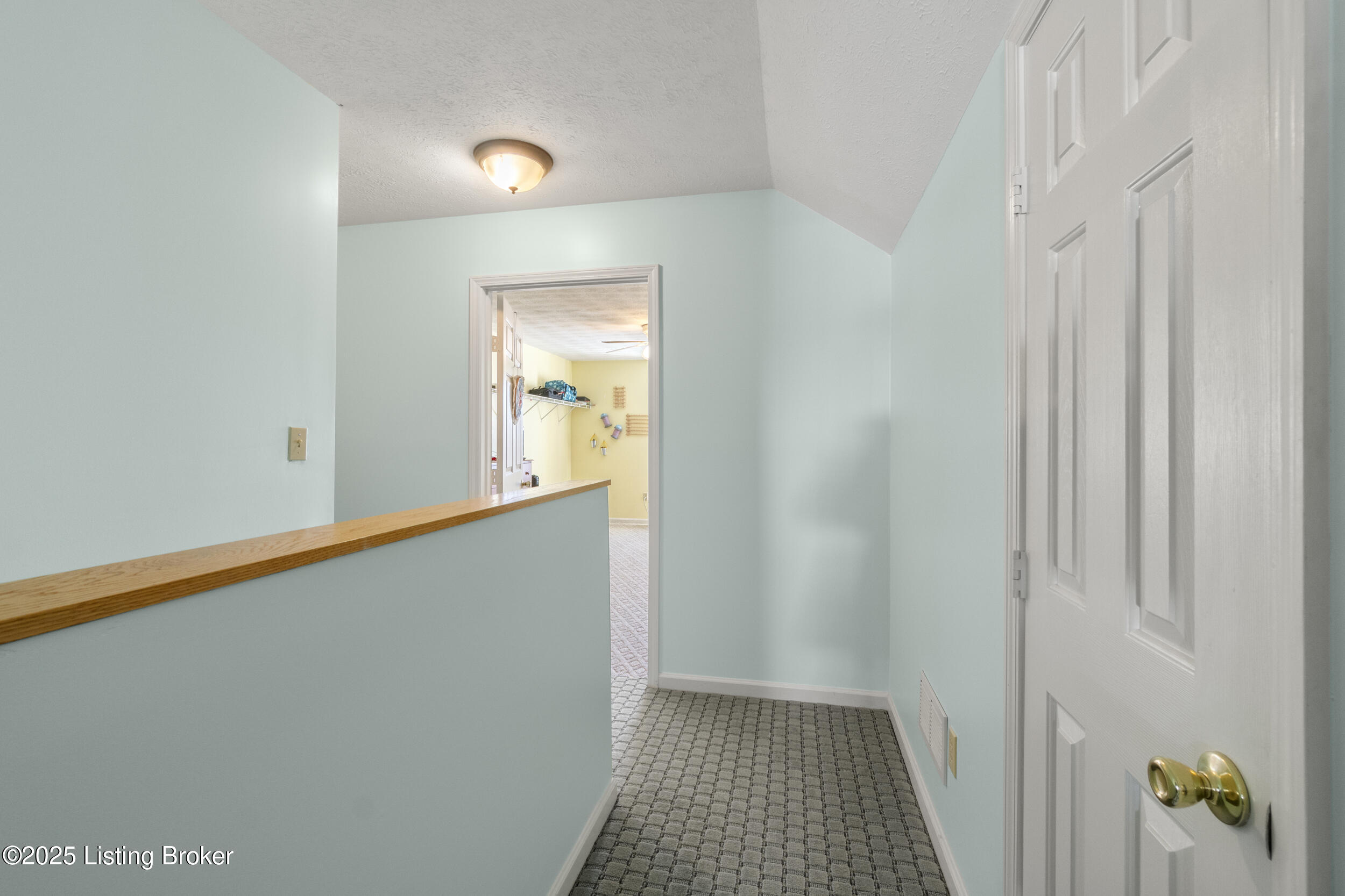 4422 Southbridge Ct, Louisville, Kentucky image 14