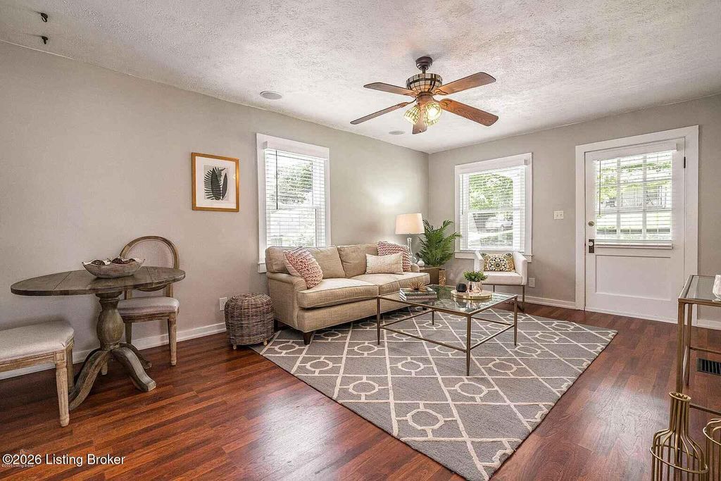 Photo of 1591 Belmar Dr, Louisville, KY 40213 (MLS # 1711608)