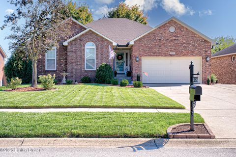 Photo of 5126 Hunters Point Cir, Louisville, KY 40216 (MLS # 1708618)