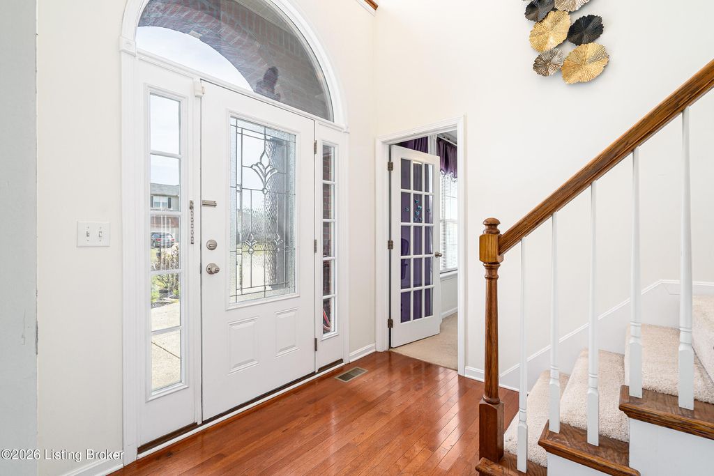 Photo of 193 Mallard Lake Blvd, Shepherdsville, KY 40165 (MLS # 1714871)