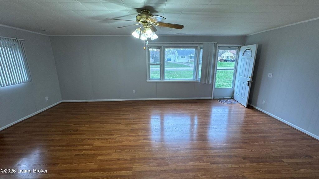 Photo of 7307 Ethan Allen Way, Louisville, KY 40272 (MLS # 1711574)