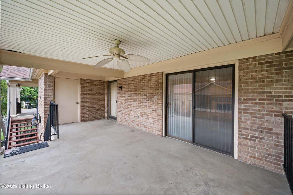 Photo of 10339 Shelbyville Rd, Louisville, KY 40223 (MLS # 1724605)