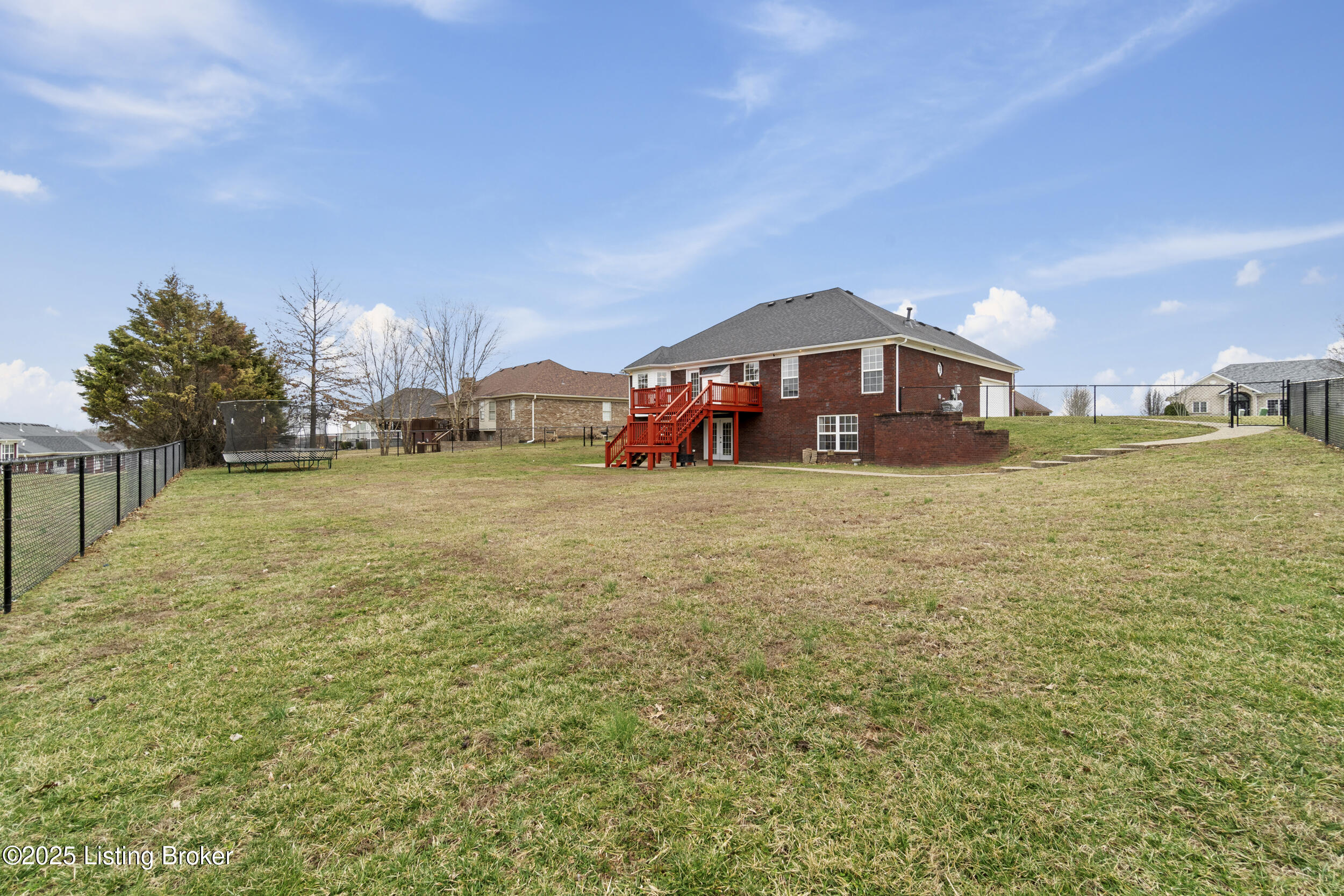 200 E Woodlake Cir, Mt Washington, Kentucky image 9