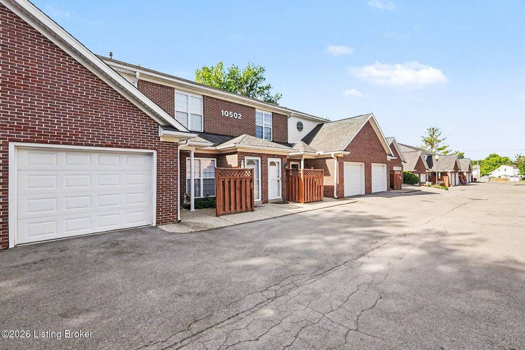 Photo of 10502 Vining Pl #201, Louisville, KY 40241 (MLS # 1717521)