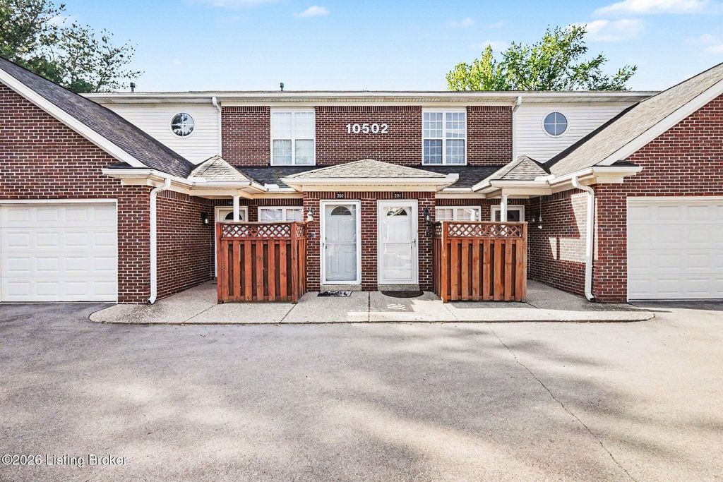 Photo of 10502 Vining Pl #201, Louisville, KY 40241 (MLS # 1717521)