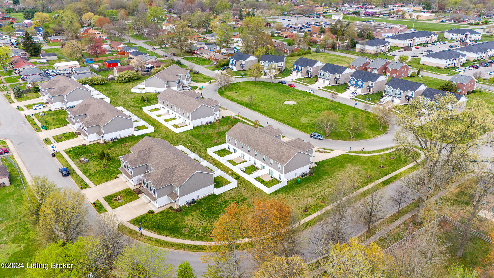 6122 Goalby Dr, Louisville, Kentucky image 24