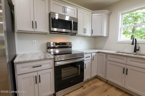 Tiny photo for 114 E Main St, Vine Grove, KY 40175 (MLS # 1728971)