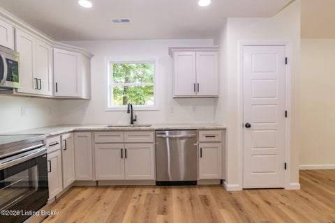 Tiny photo for 114 E Main St, Vine Grove, KY 40175 (MLS # 1728971)