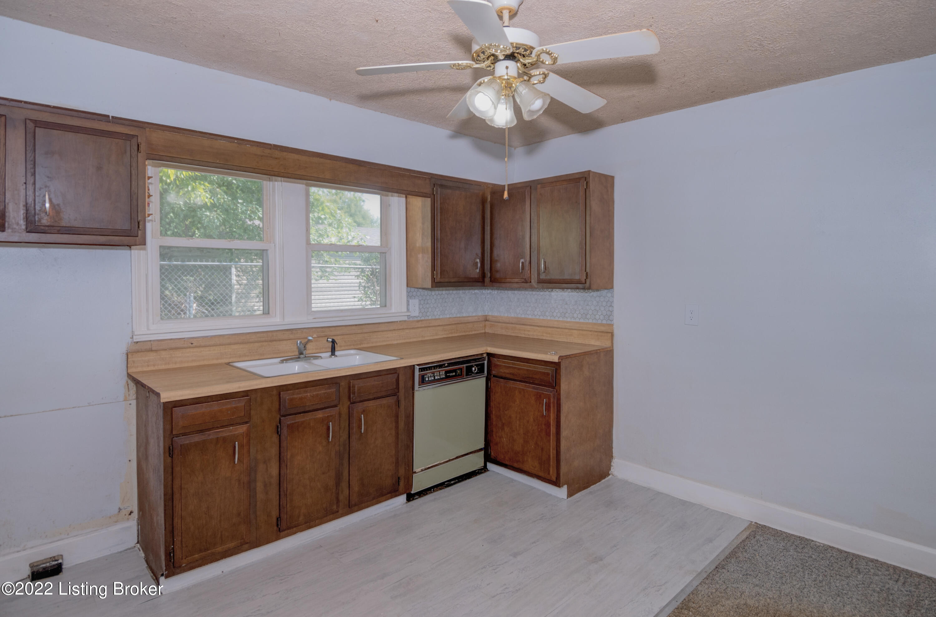 2405 Elmore St, Louisville, Kentucky image 8