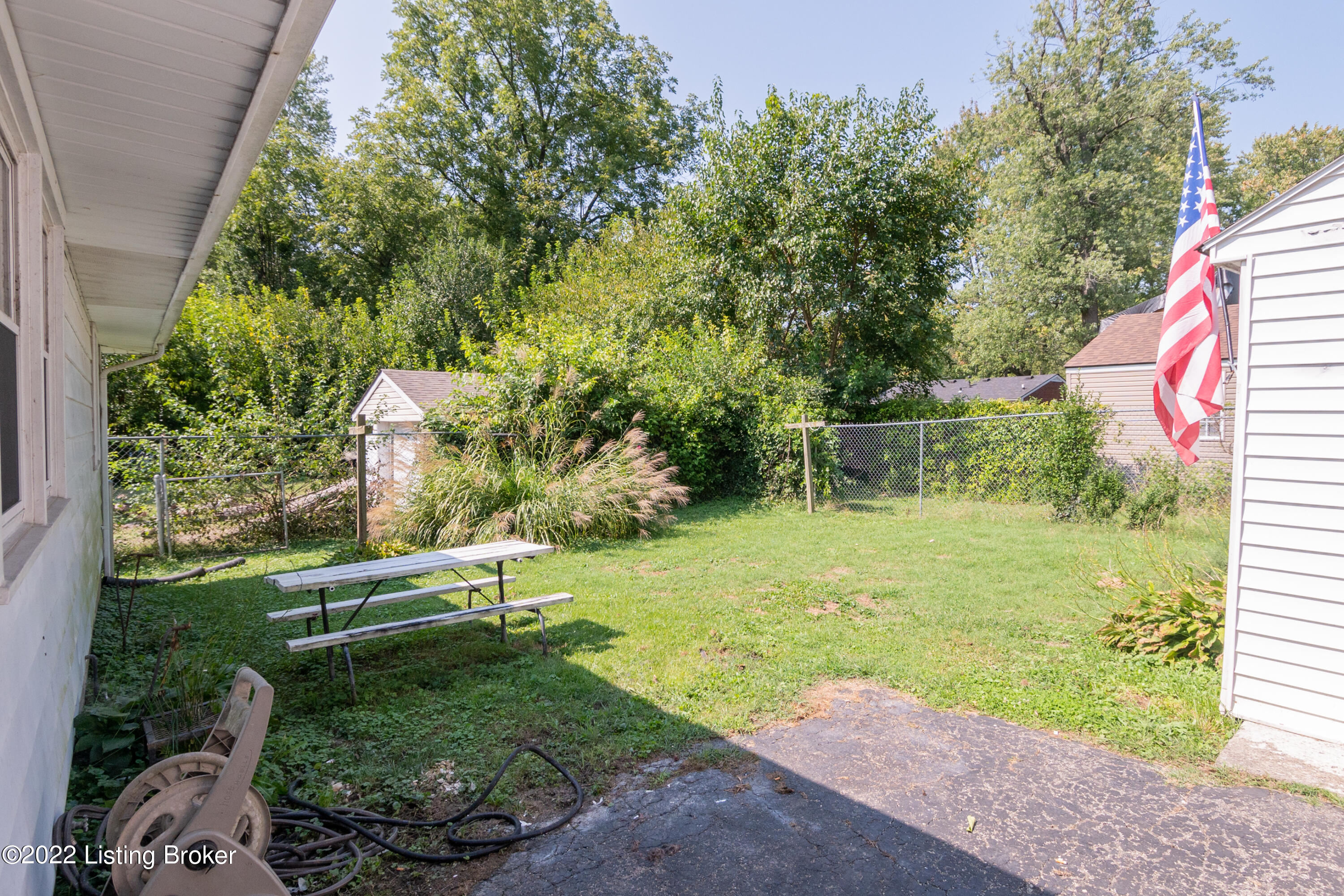 2405 Elmore St, Louisville, Kentucky image 24