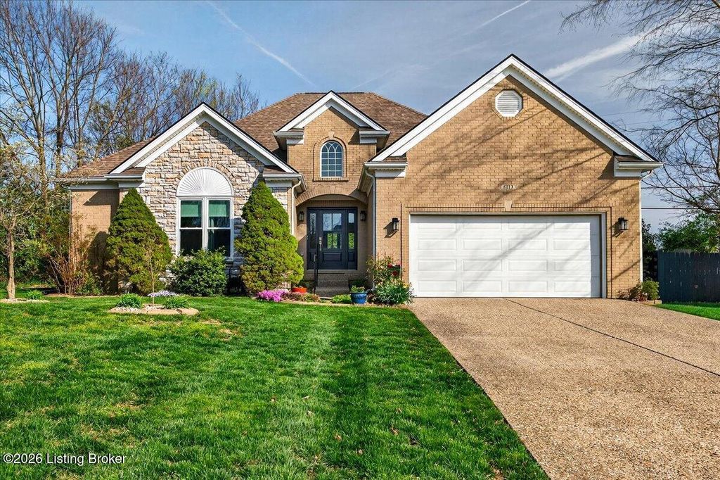 Photo of 6113 Sweetbay Dr, Crestwood, KY 40014 (MLS # 1712123)