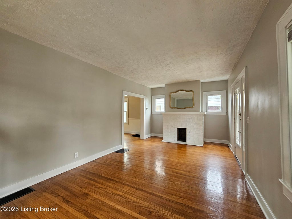Photo of 1032 Reasor Ave, Louisville, KY 40217 (MLS # 1723038)