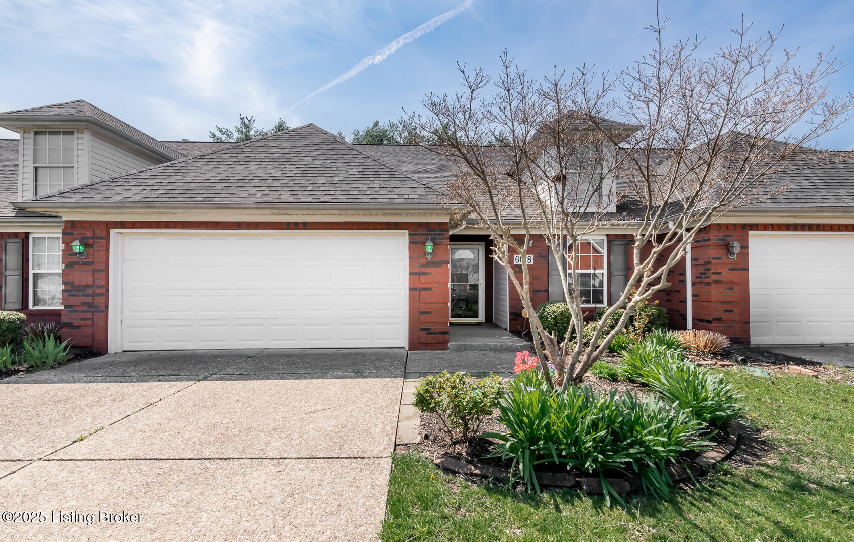 6618 Woods Mill Dr, Louisville, Kentucky image 1